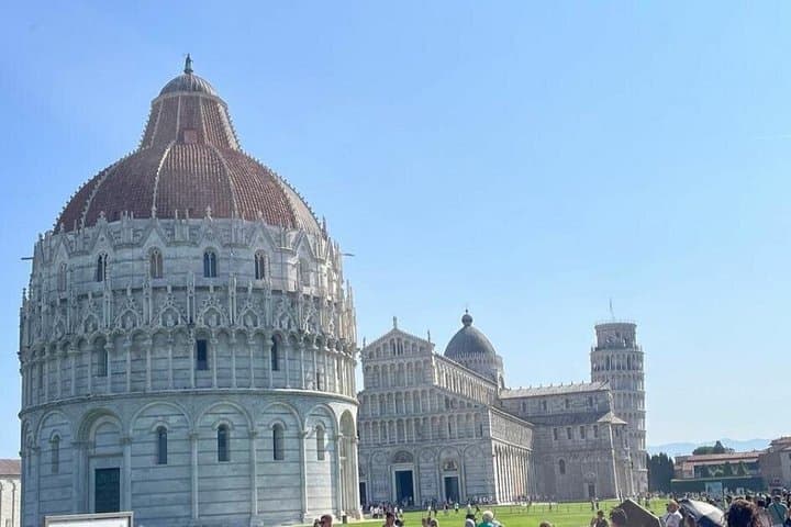 From Florence: Half-Day Tour of Iconic Pisa and the Leaning Tower