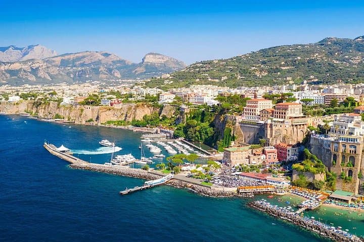 From Naples & Salerno: Tour of Amalfi Coast Sorrento, Pompeii