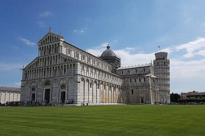Pisa Leaning Tower & Cathedral Entry Ticket with Audio App