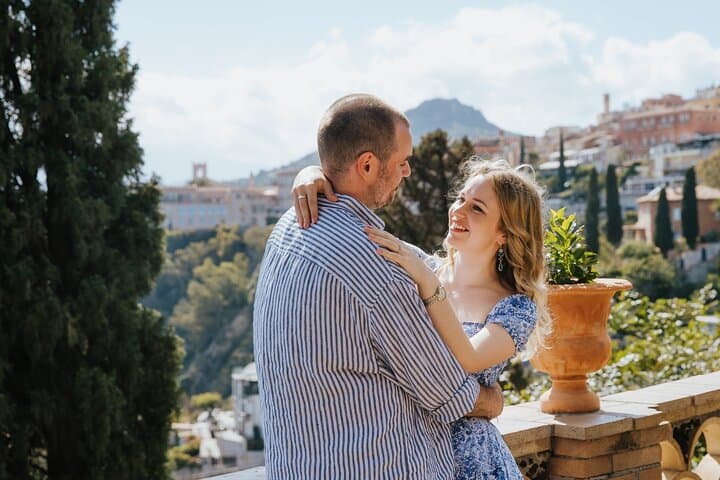 Engagement photoshoot by our local photographer in Taormina