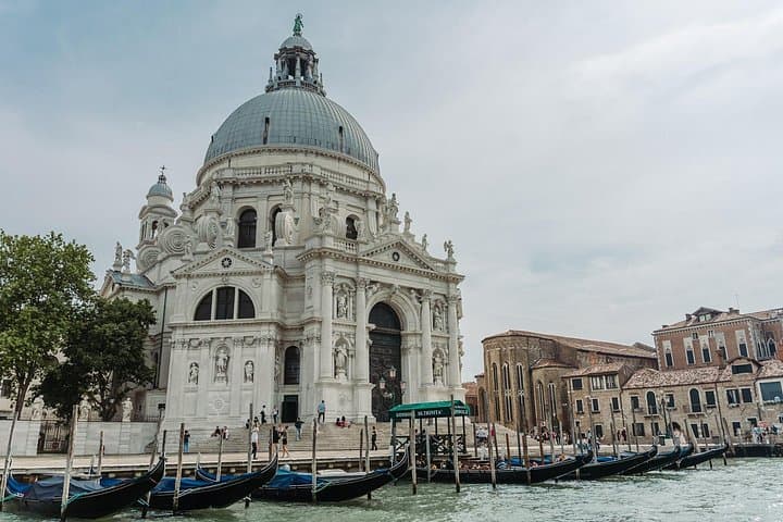 Venice Boat Tour on Grand Canal with Local Guide