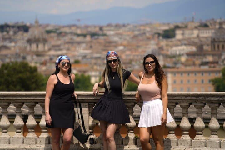 Rome Vespa Tour with Local Guide: Hidden Gems of Rome