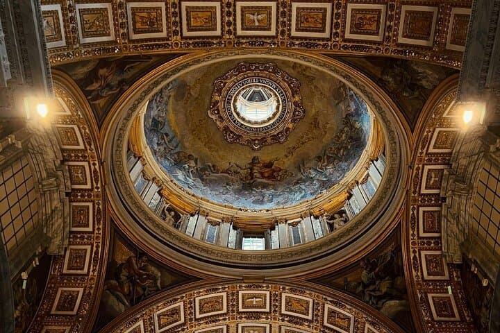 Private Tour of St. Peter’s Basilica and the Vatican Grottoes