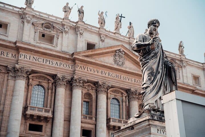 Private Tour of St. Peter’s Basilica and the Vatican Grottoes