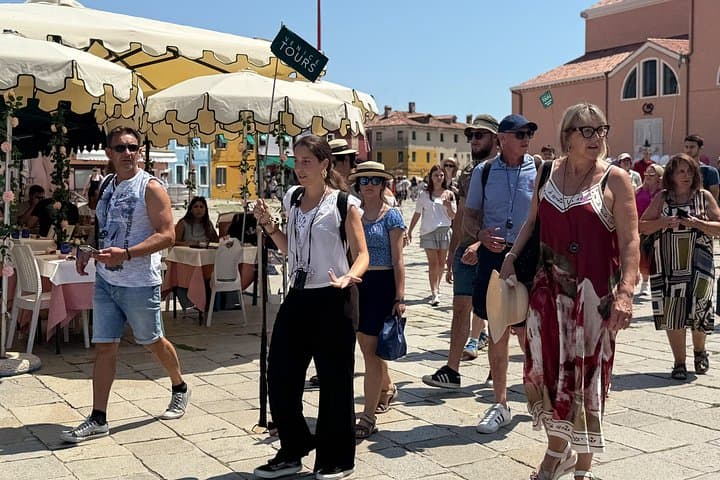Venice Islands: Murano Glass & Burano Colors-Guided Visit