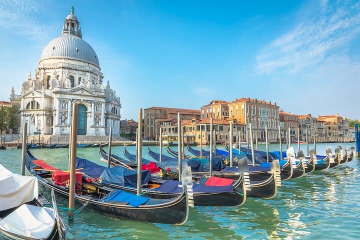 Venice Small-Group Gondola Ride with Grand Canal and Side Canals
