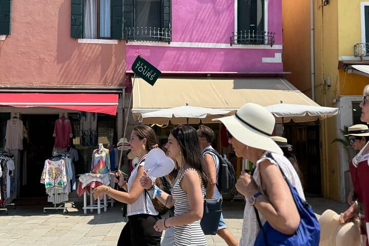 Murano & Burano Cruise with Venetian Specialties & Wine
