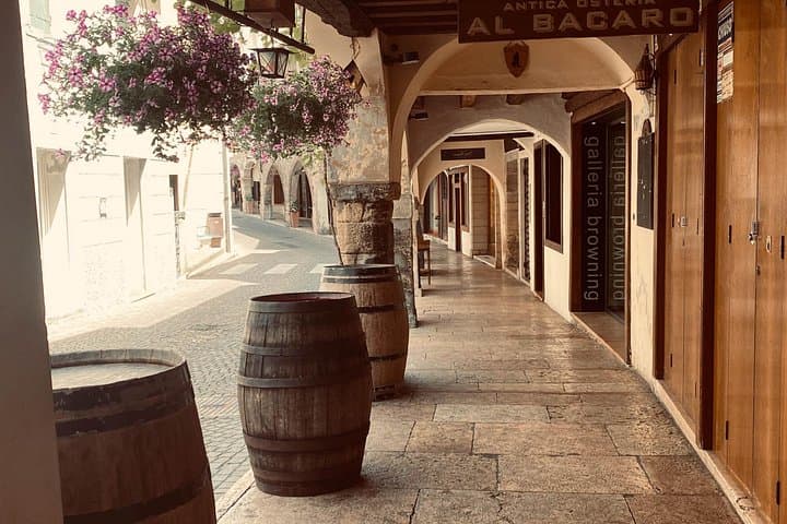Prosecco Hills Tour with Wine, Spritz and Asolo from Venice