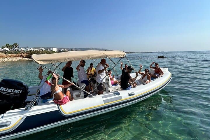 Boat tour from Avola to Portopalo with a stop in Marzamemi