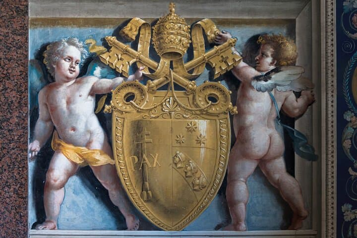 Vatican Museum, Sistine Chapel & St Peter Early Entry Small Group