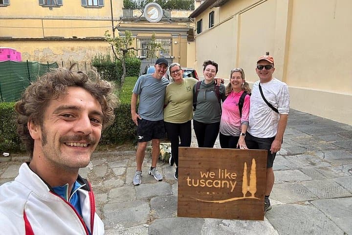 Florence Fiat 500 Wine Tour and Tuscan Lunch at Farm in Chianti