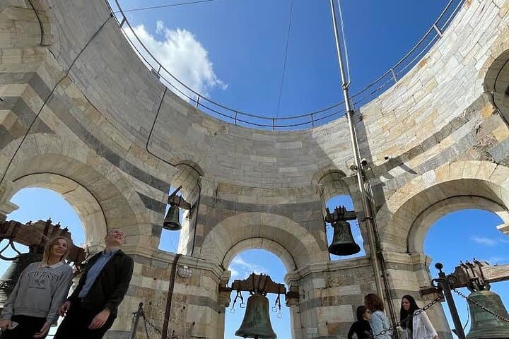 Square of Miracles guided tour with Leaning Tower ticket (option)