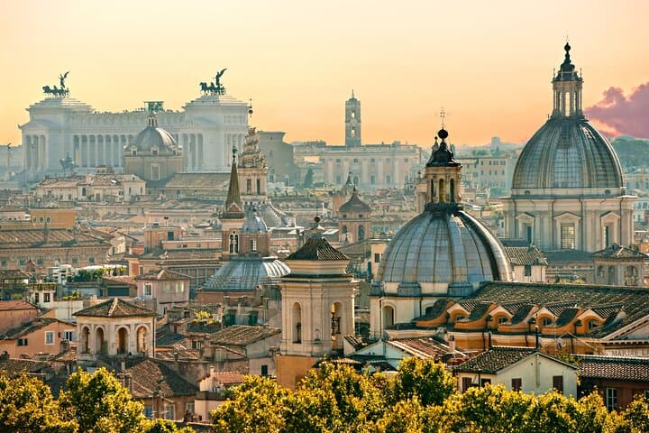 From Florence to Rome direct transfer in a Private Car
