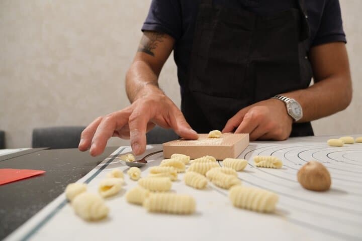 Florence: Hands-On Pasta & Tiramisu Cooking Class