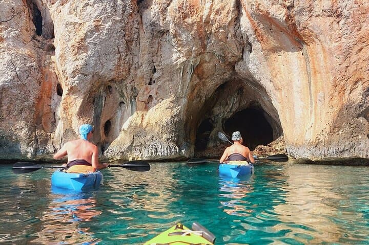 Alghero Kayak Tour in Porto Conte Park with Aperitif