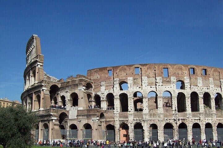 Colosseum in the day light