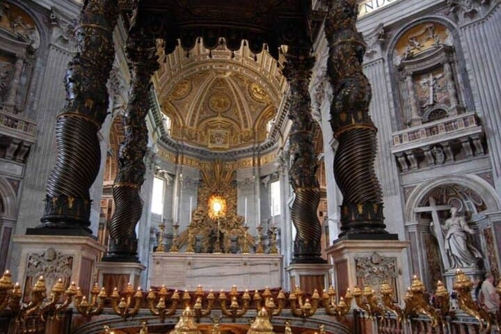 Private St. Peter’s Basilica Tour Dome Climb and Papal Tombs