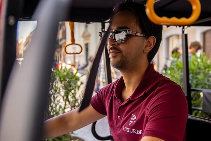 E-Tuk Tour Express Highlights of Rome