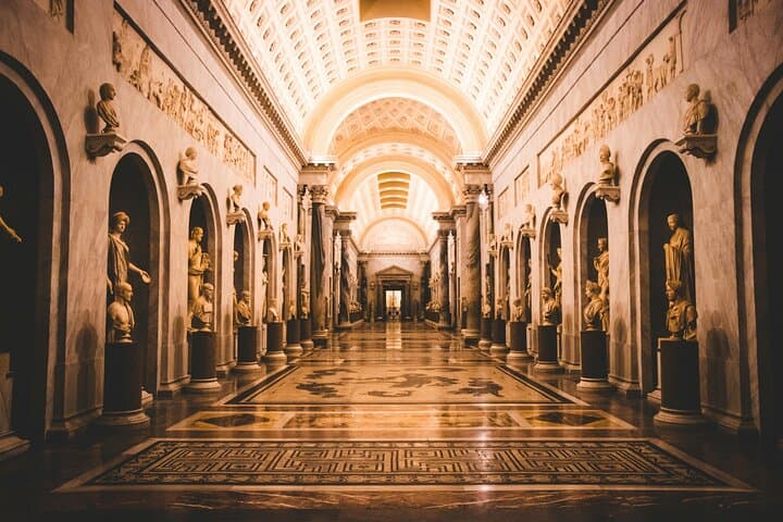 Vatican Museums and Sistine Chapel Guided Experience