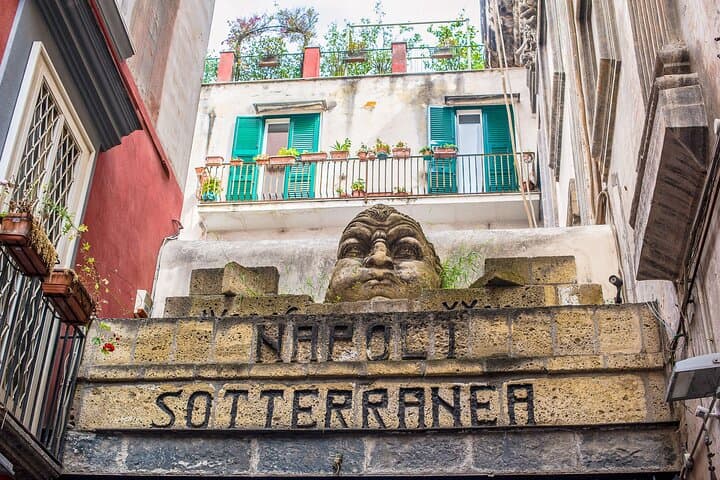 Naples City Pass with Pompeii, Underground & Street Food Tour