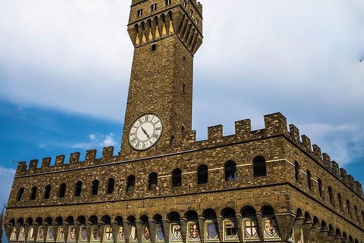 Florence 2-Hour Walking Tour with Expert Guide and Wine Window