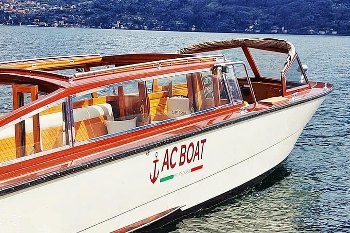 Shared Tour of Lake Como with Venetian Limousine 1 Hour