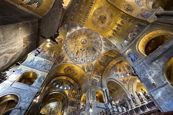St. Mark's Basilica Wonderful Domes