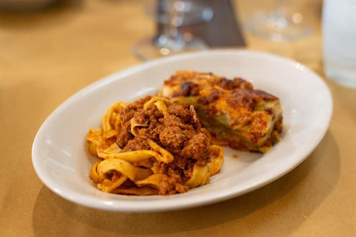 Small Group Bologna Food Tour – Local Food & Market Experience