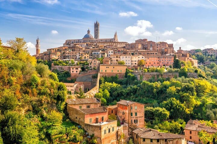 Siena Private Walking Tour with a Local
