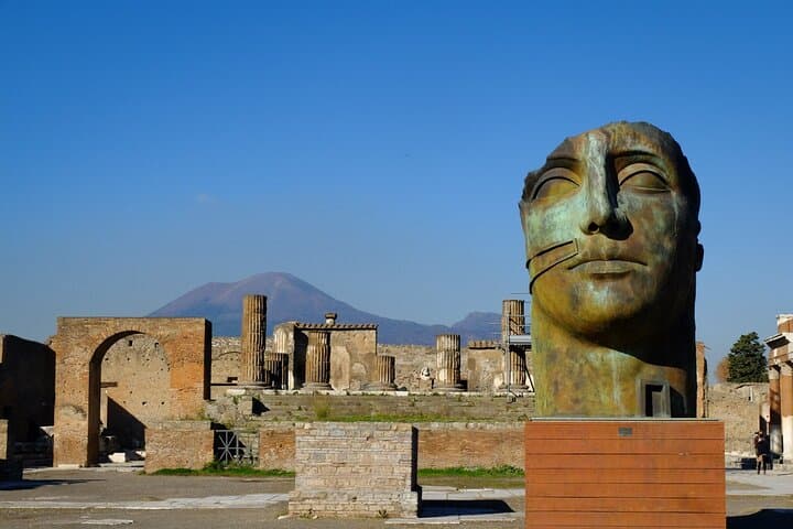 Pompeii from Naples: Tour with transport and skip-the-line ticket