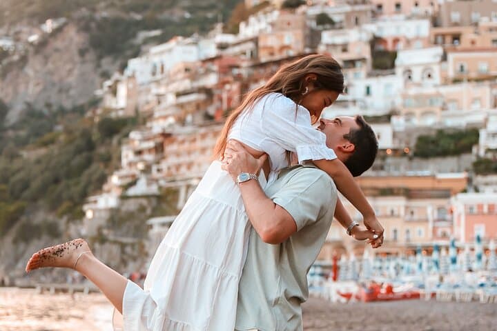 Private Vacation Photoshoot with Photographer in Sorrento