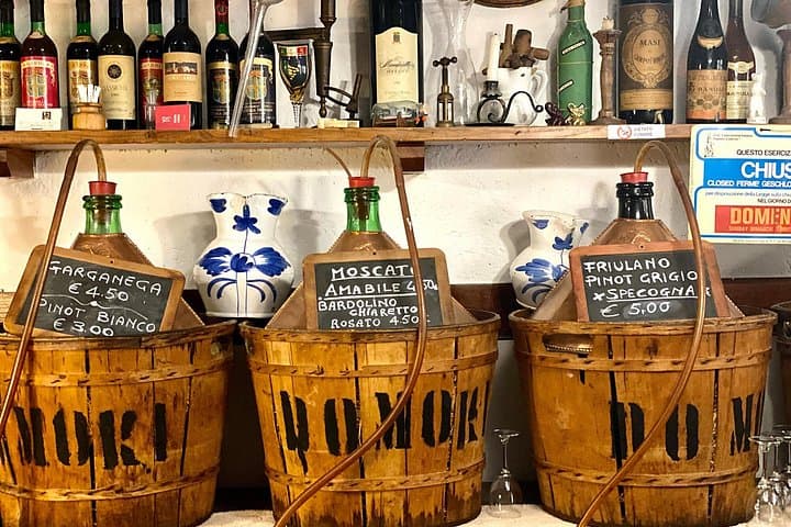 Venice Food Tour with Local Guide and City Highlights