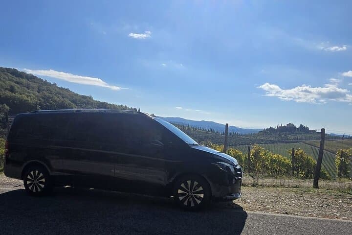 Luxury Private Transfer from Rome Airport to City Center
