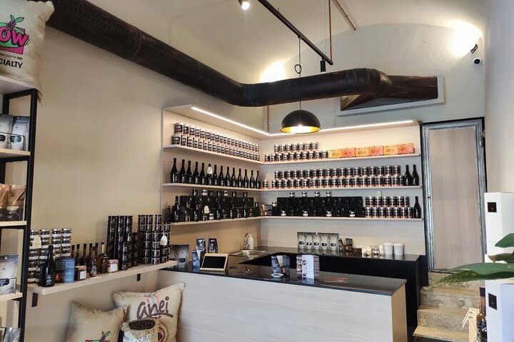 Wine Tasting with Cured Meats and Cheeses in Siena City Center