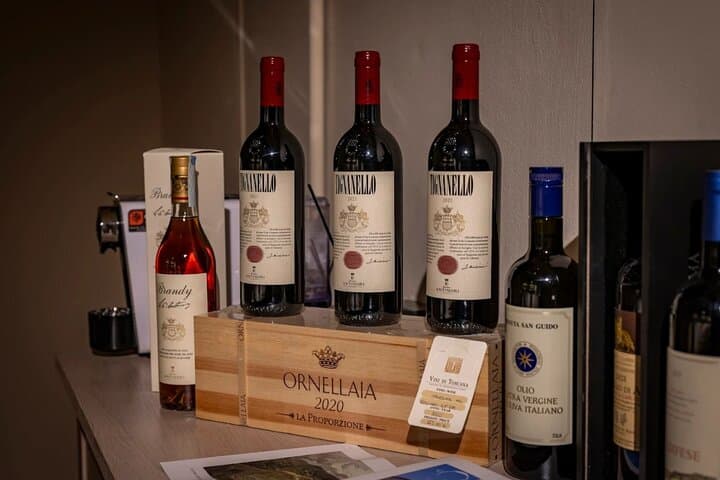 Wine Tasting with Cured Meats and Cheeses in Siena City Center
