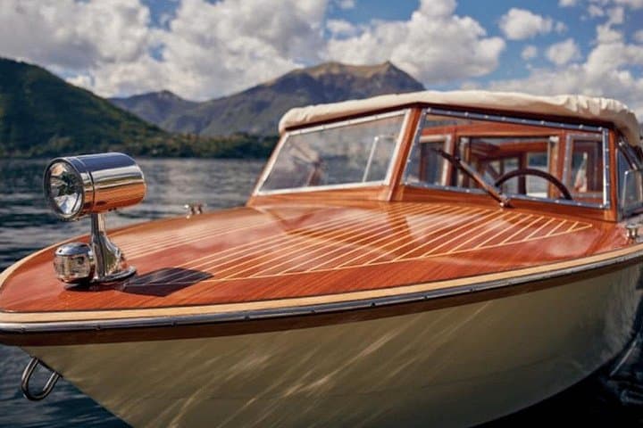 Villa del Balbianello Shared Boat Tour with Tickets from Bellagio