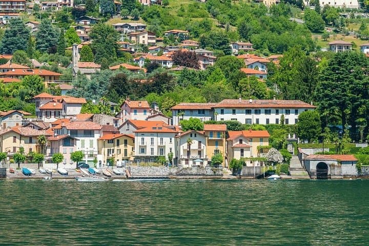 Villa del Balbianello Shared Boat Tour with Tickets from Bellagio