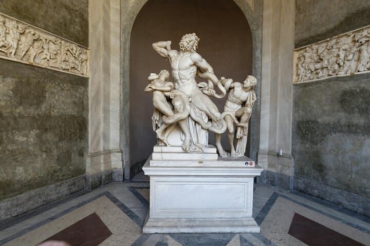 Colosseum, Vatican Museum, and Sistine Chapel Experience