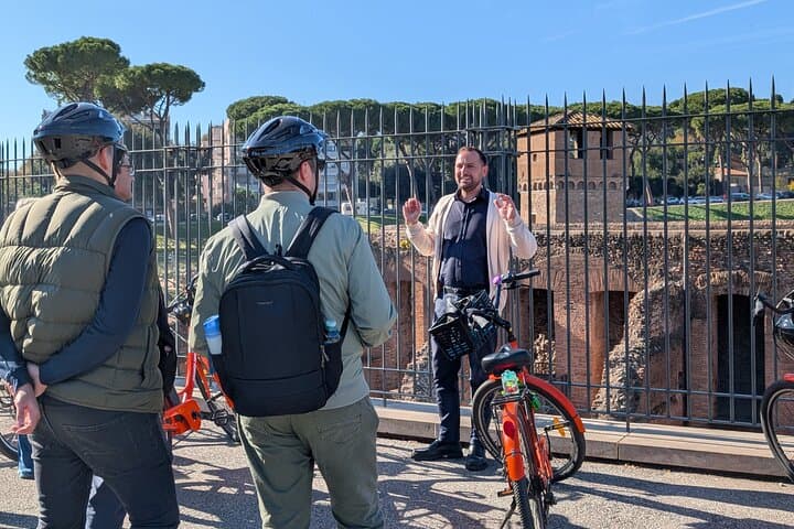 Guided Rome bike tour with local expert.