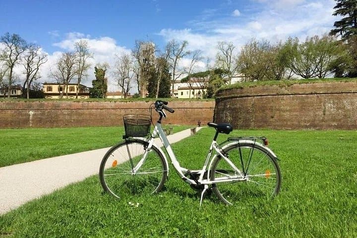 City Bike Rental in Lucca