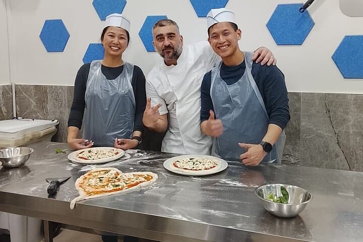 Cooking Class Pizza Dough and San Marzano Sauce in Naples