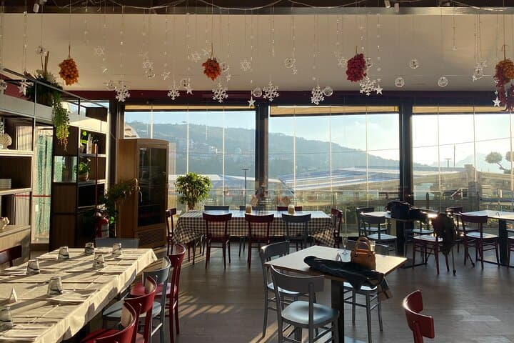 Sorrento: Pasta and Tiramisu Cooking Class with Lunch and Wine