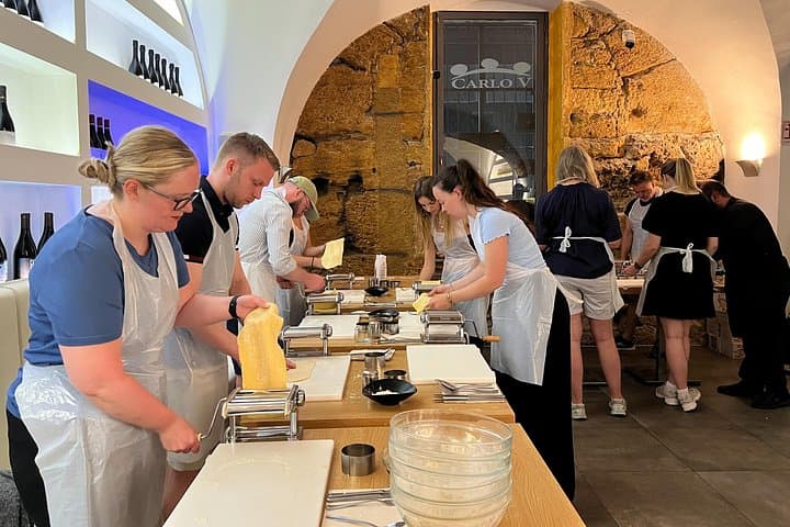 Palermo: Pasta and Tiramisu Small Group Cooking Class with Wine