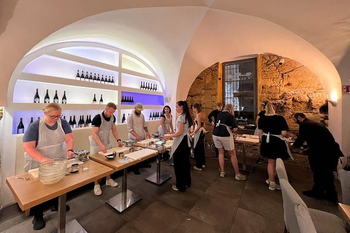 Palermo: Pasta and Tiramisu Small Group Cooking Class with Wine
