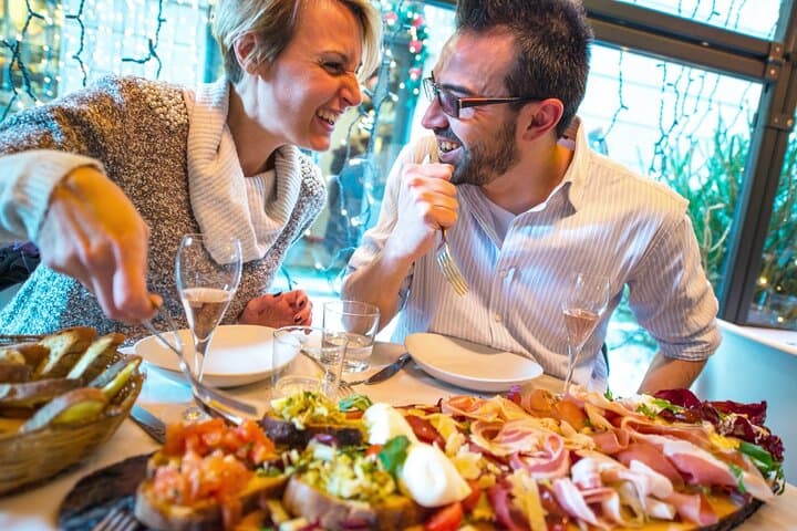 Milan Gourmet Food and Drinks Private Tour with Highlights