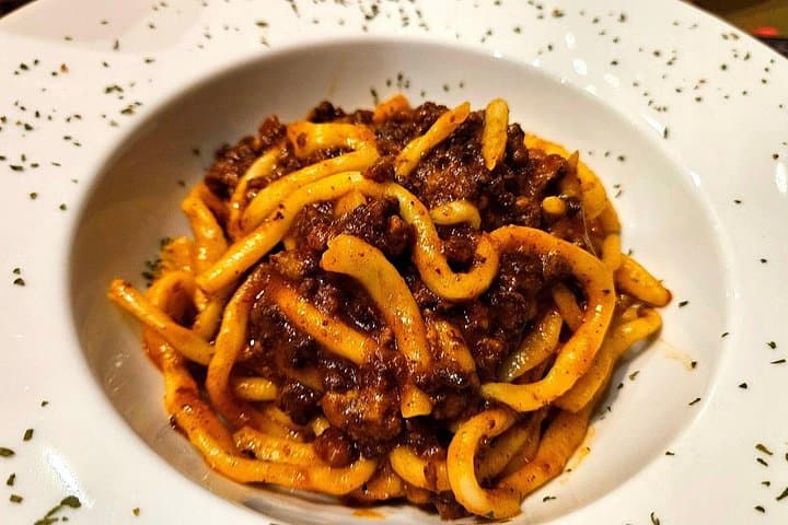 Tuscany Wines & Lunch: Montepulciano & Montalcino Experience