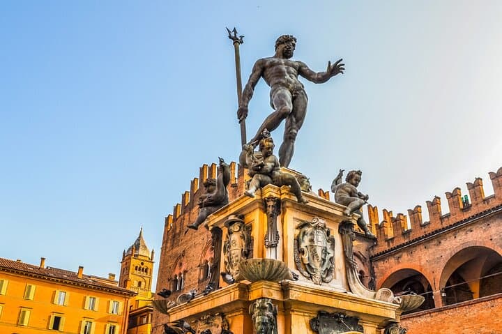 TOP Bologna : Private guided tour with your mobile