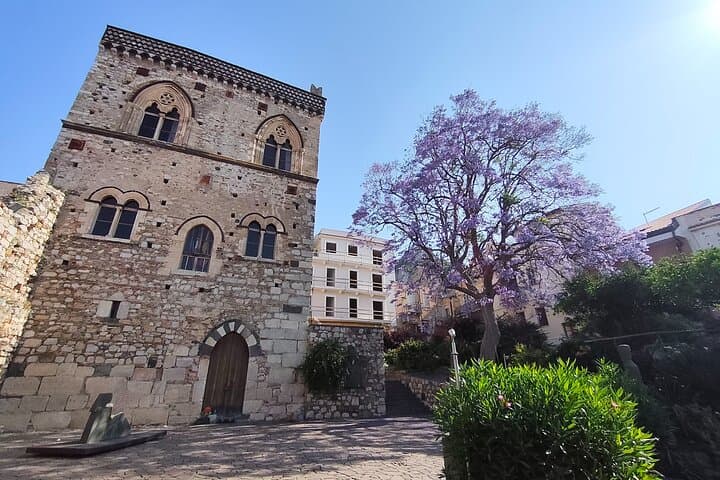 Taormina Walking Tour and Ancient theater Private tour at sunset