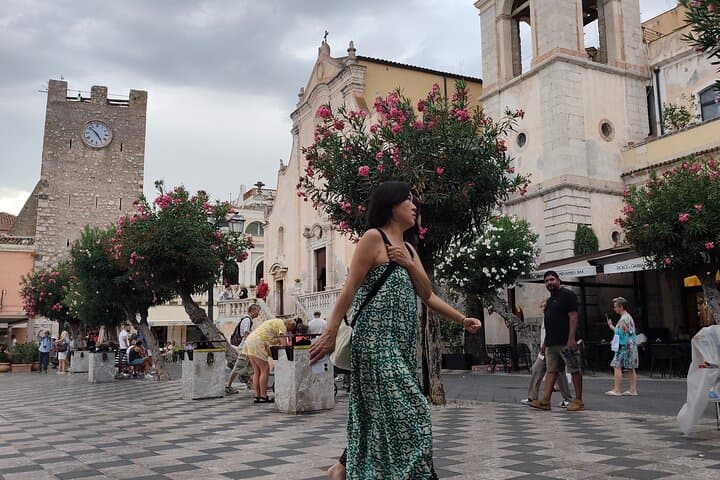 Taormina Walking Tour and Ancient theater Private tour at sunset