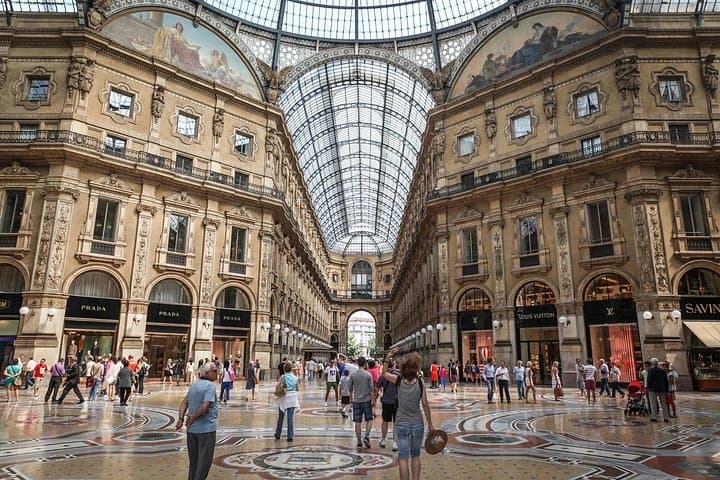 Milan Uncovered: Private Duomo, Castle & Hidden Gems Tour